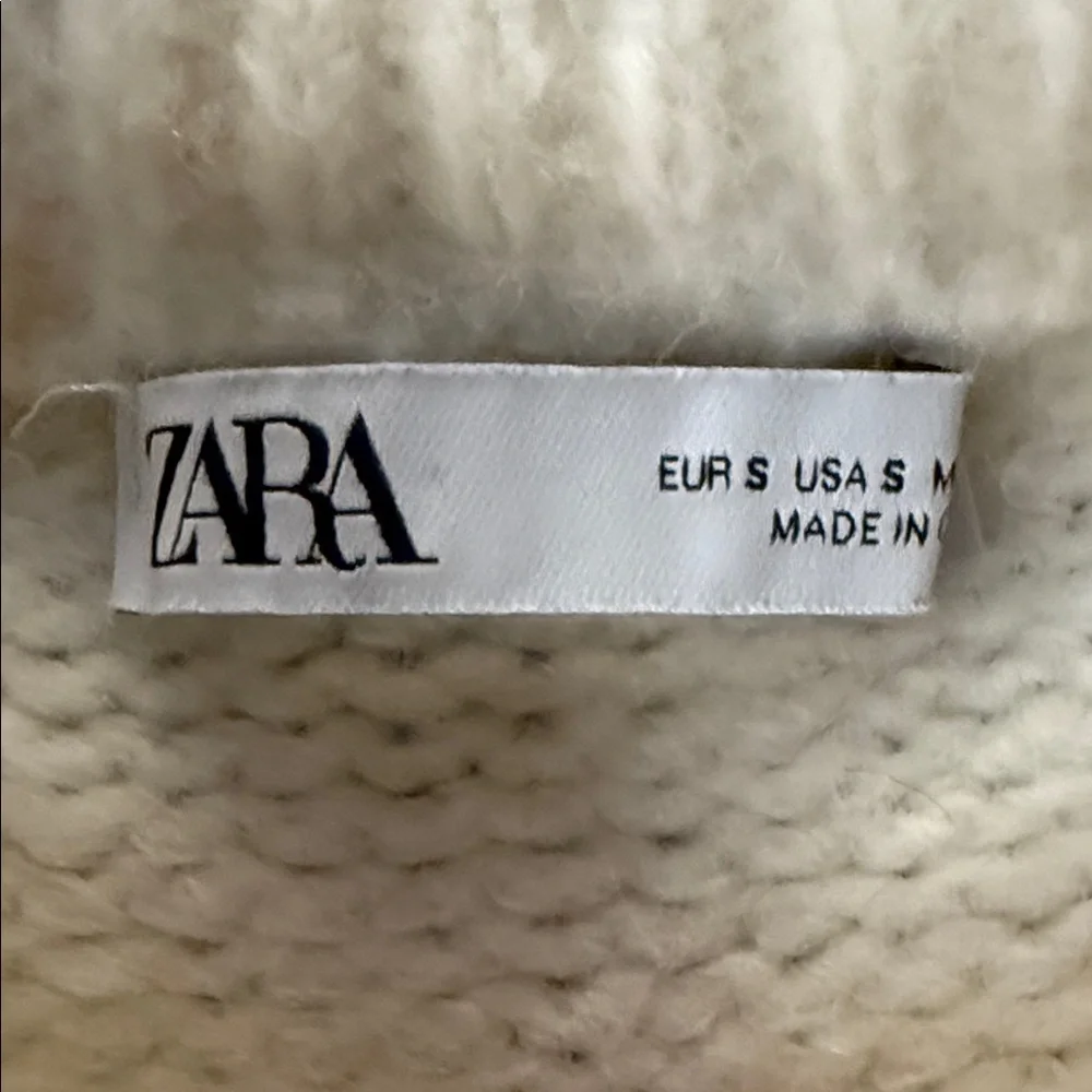 Zara Tri-Tone Chevron Sweater - Cream, Gray, Yellow - Picture 3 of 3